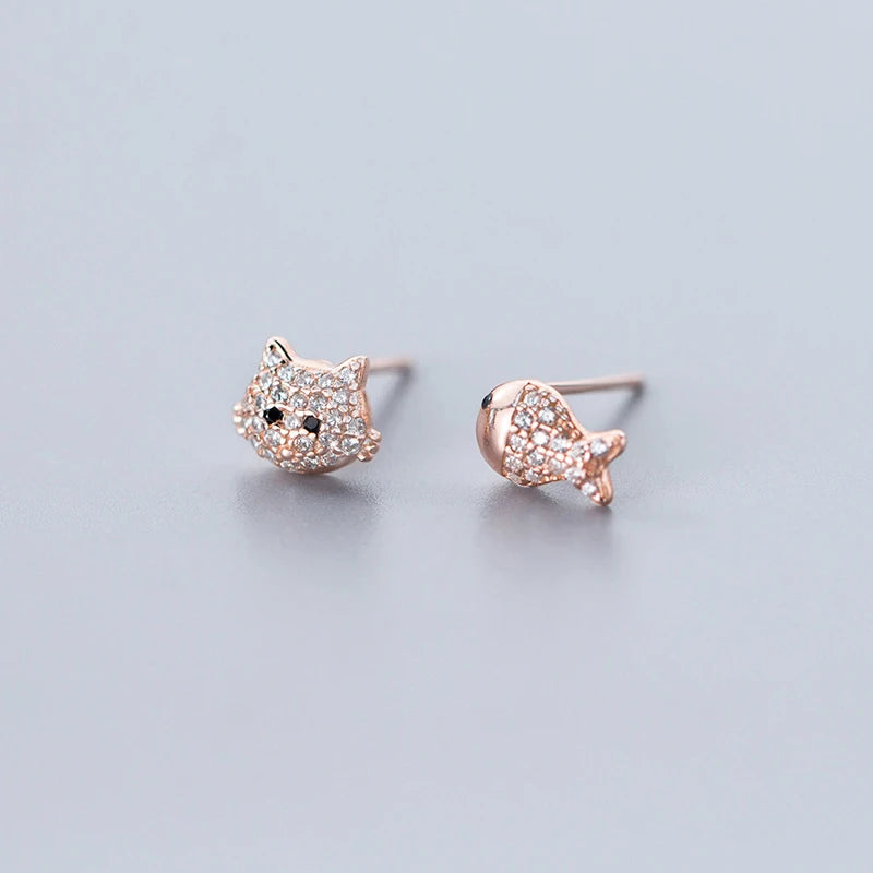 Dazzzling Clear CZ Cute Cat Face Fish Asymmetry Stud Earring for Women 925 Sterling Silver Animal Ear Studs Fine Jewelry