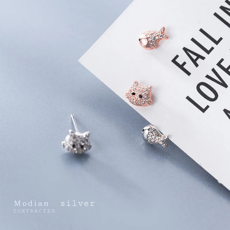 Dazzzling Clear CZ Cute Cat Face Fish Asymmetry Stud Earring for Women 925 Sterling Silver Animal Ear Studs Fine Jewelry