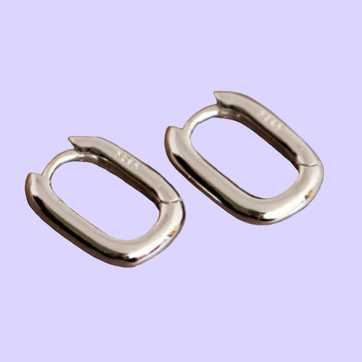 Chunky Oval Huggies