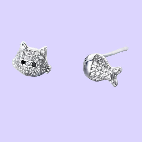 Dazzzling Clear CZ Cute Cat Face Fish Asymmetry Stud Earring for Women 925 Sterling Silver Animal Ear Studs Fine Jewelry